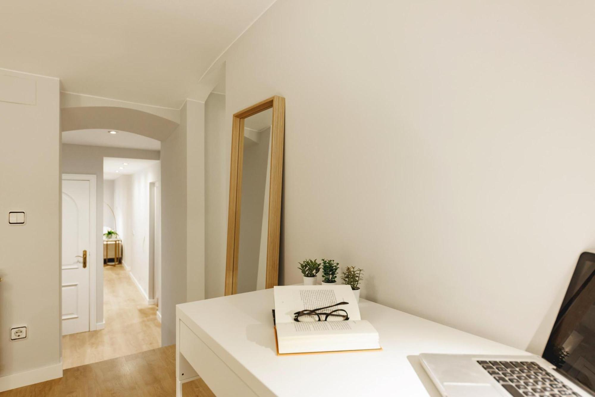 Bravissimo Apartaments Mora 4 Girona Exterior foto